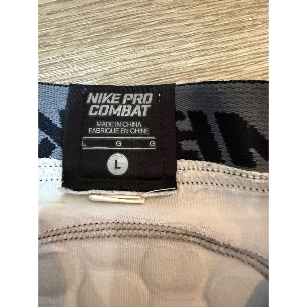 Nike Pro Combat‎ Hyperstrong Padded Football Compression Shorts (Men's Large)